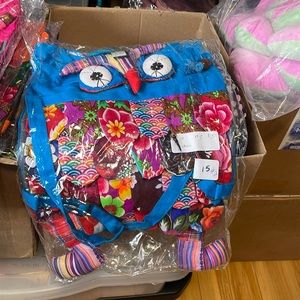 ❤️- Cute Blue patchwork owl 🦉 bag 11x15. NWT.